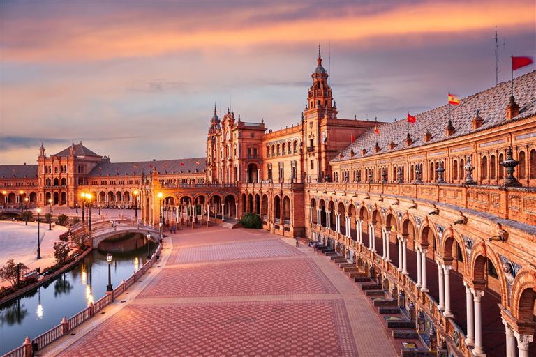 Die andere AndalusienTour @Sean Pavone/istock